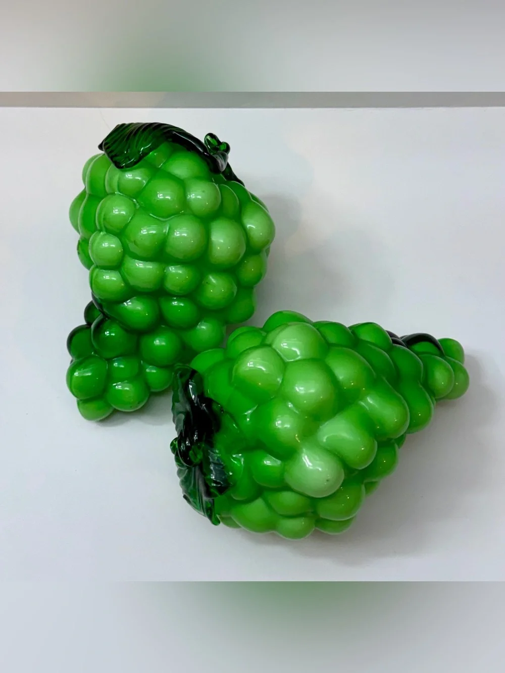 Green Glass Grape Clusters Set of 2 Fruit Figurines 6” Table Decor